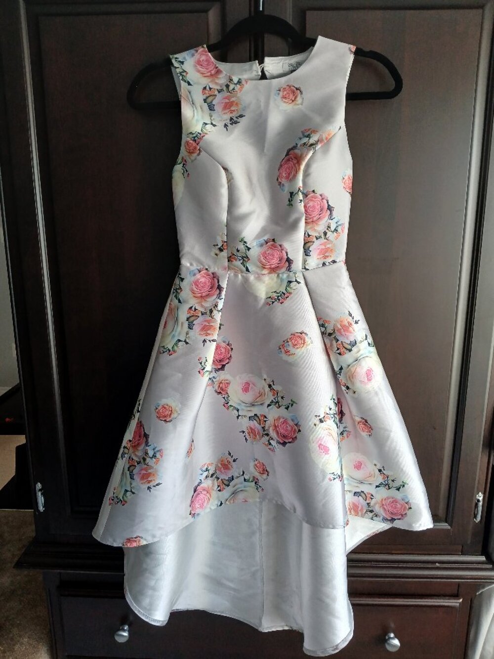 Chi Chi London Size 4 Floral Dress